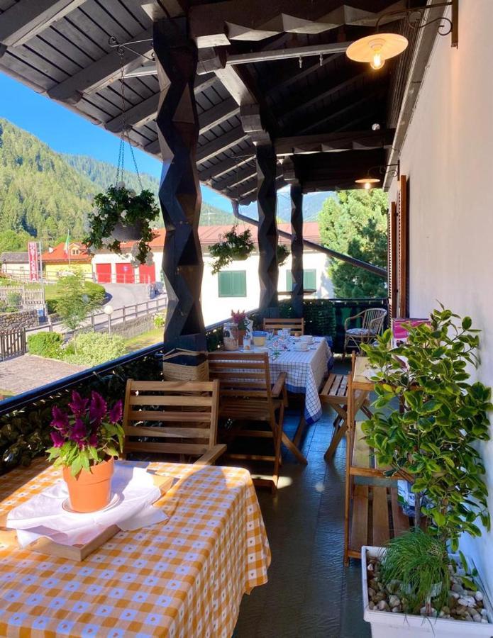 Casa Ortensia Pellizzano Exteriér fotografie
